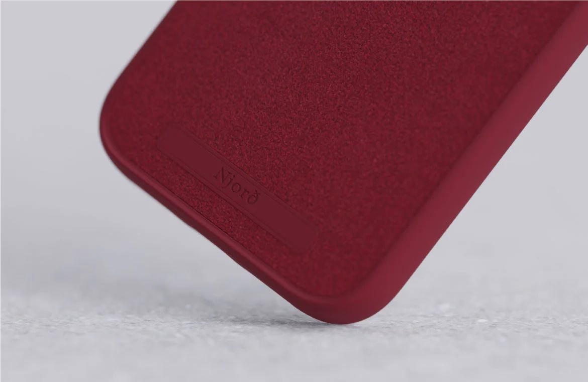 Чохол-накладка Njord Suede MagSafe Case Red для iPhone 15 Pro Max - 2
